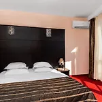 Elpida 4*