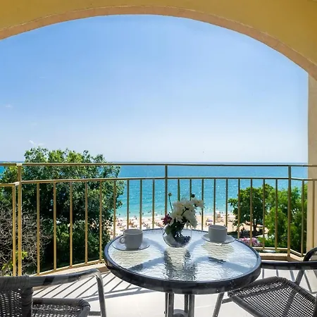 Elpida Złote Piaski