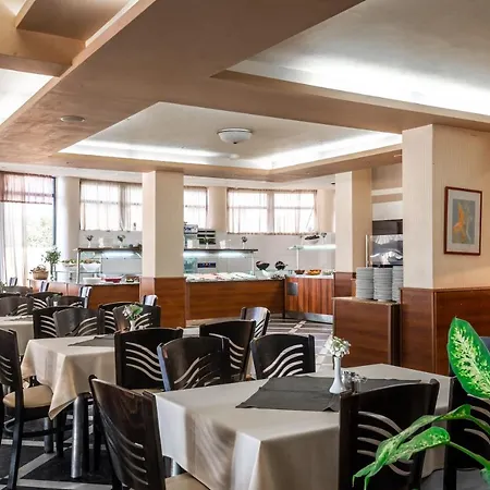 Elpida Złote Piaski