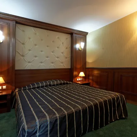 Elpida Hotell Golden Sands