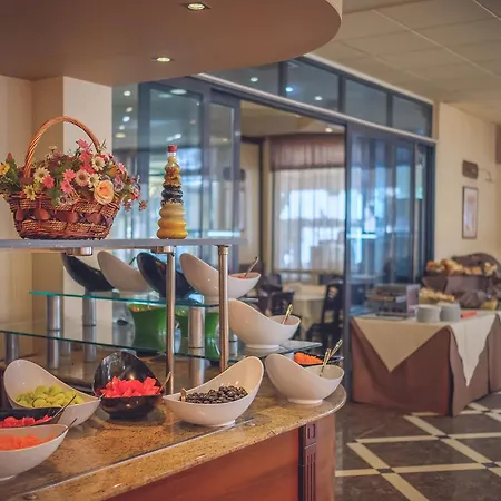 Hotell Elpida Golden Sands