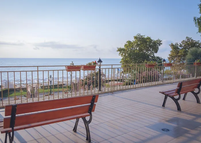 Elpida Nisipurile de Aur